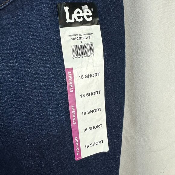 Lee Womens Straight Mid Rise Jeans Dark Blue Denim Size 18 Short Comfortable Fit - Picture 2 of 7
